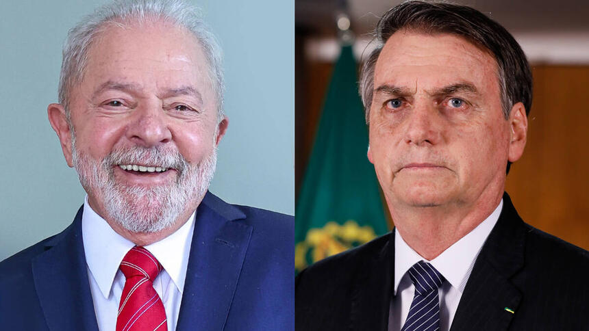 Montagem Lula de blazer azul gravata vermelha sorrindo; Bolsonaro de palitó preto e gravata azul escuro com semblante sério