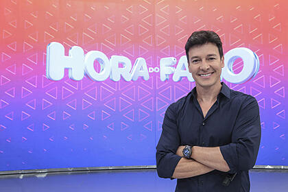 Rodrigo Faro nos estúdios do Hora do Faro