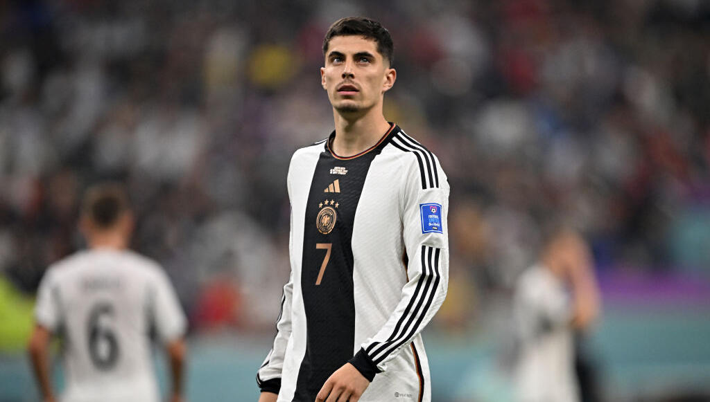 Jogador Havertz, com a camisa da Alemanha, em trecho do jogo entre Costa Rica e Alemanha