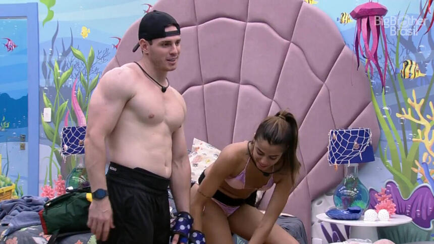 Gustavo e Key Alves durante conversa no quadro fundo do mar no BBB 23