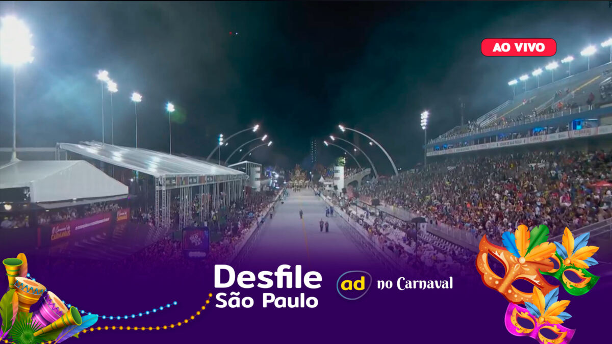 Avenida do Sambódromo do Anhembi - desfile da 1ª noite, na arte do Carnaval do Alta Definiçaõ