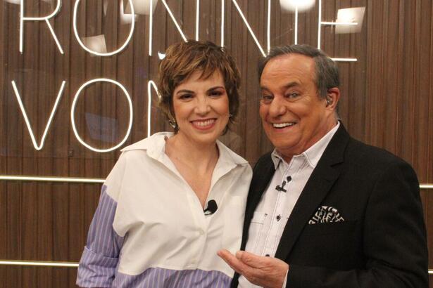 Gloria Vanique falou sobre troca de emissora em entrevista a Ronnie Von nesta quinta-feira (09)