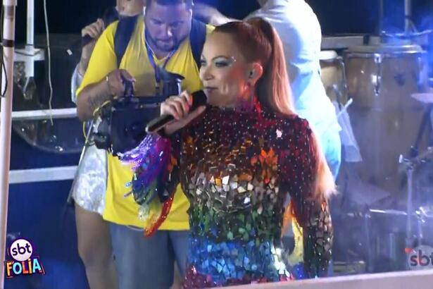 Solange Almeida no SBT Folia