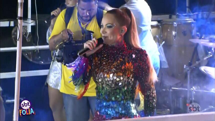 Solange Almeida no SBT Folia