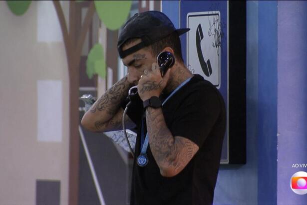 Guime atende big fone no BBB 23