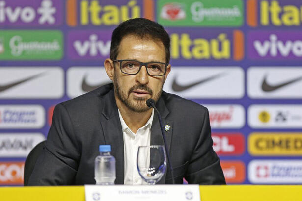 Técnico Ramon Menezes durante a convocação para o amistoso Brasil x Marrocos