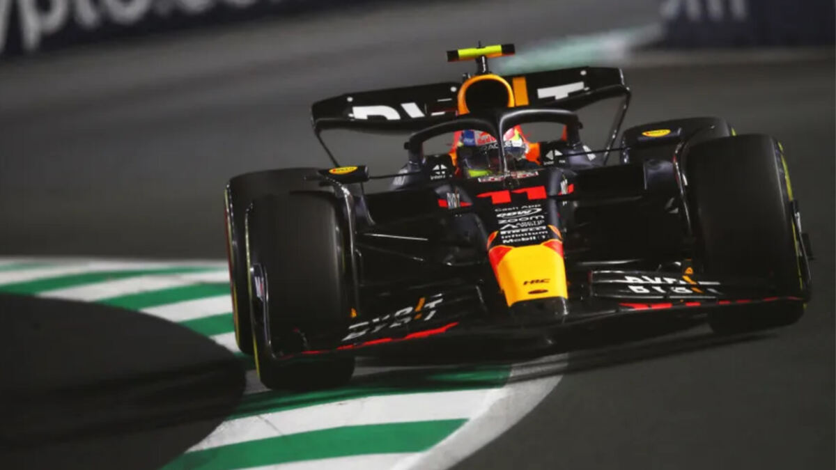 Carro de Sergio Pérez no GP da Arábia Saudita de Fórmula 1 2023