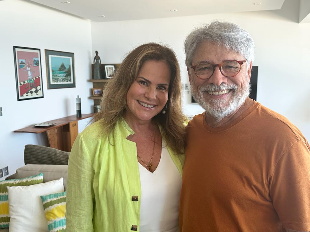 Sérgio Chapelin participa de homenagem ao Globo Repórter no Fantástico deste domingo (26)
