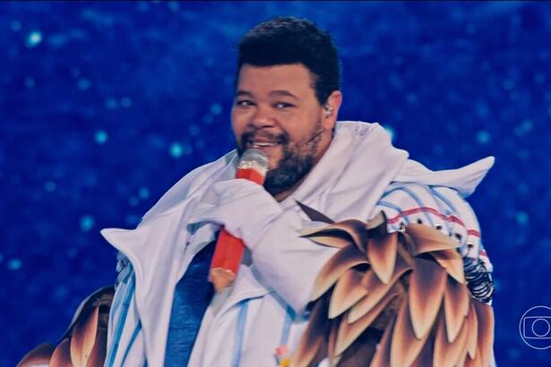 Babu Santana é revelado no The Masked Singer Brasil 3