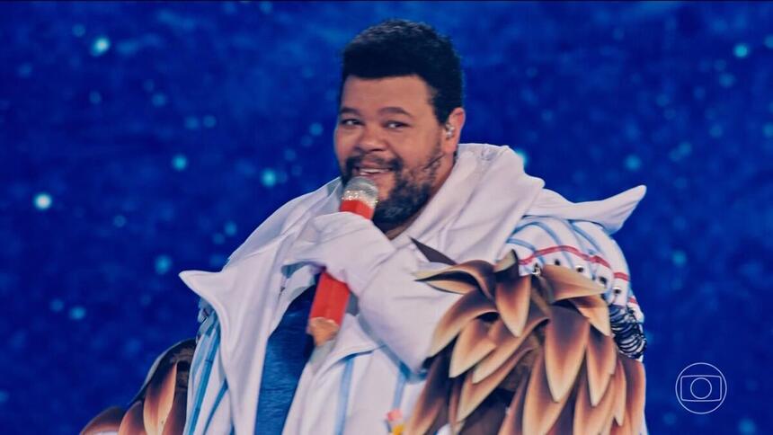 Babu Santana é revelado no The Masked Singer Brasil 3