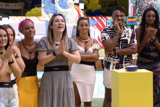 Amanda Larissa Bruna Aline Fred Domitila Cezar Marvila Ricardo Sarah emocionados com dinâmica do BBB 23