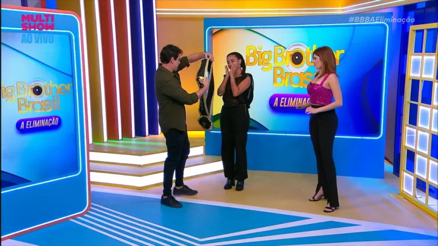 Domitila Barros de preto ao lado de Ana Clara e Bruno De Luca no BBB A Eliminação