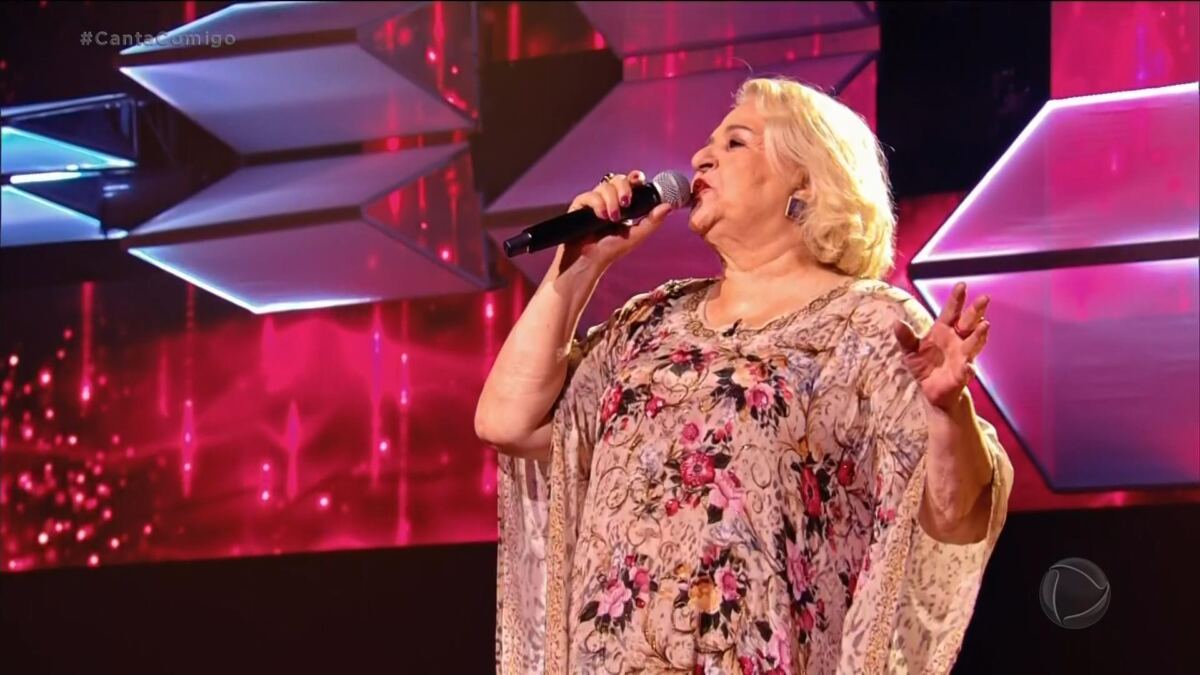 Lucinha Alves canta 'Porque Brigamos' no duelo final do Canta Comigo 5