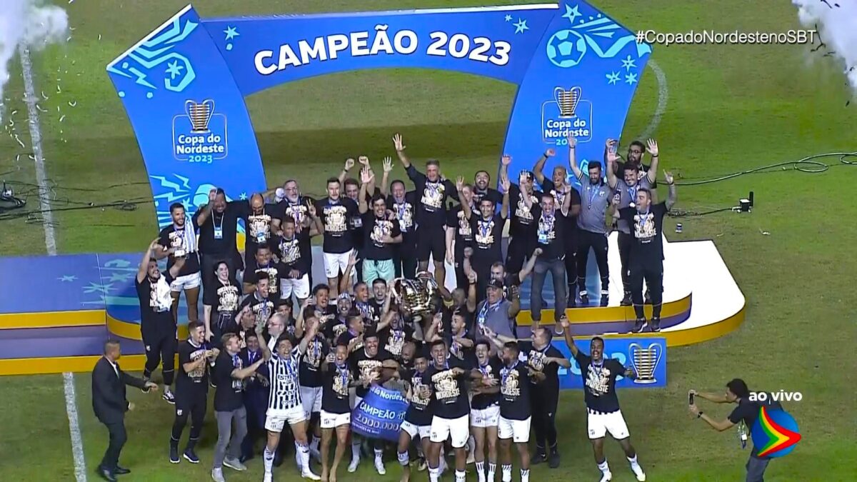 Time do Ceará sobe na arquibancada da vitória na Copa do Nordeste 2023