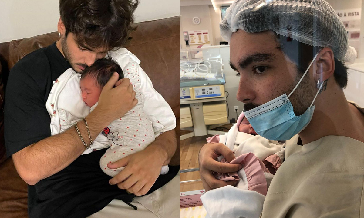 José Victor Pires segurando a filha, sentado num sofá marrom, em casa; Imagem 2: José Victor Pires segurando a bebê na maternidade