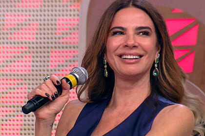 Luciana Gimenez em trecho de um programa da Record TV