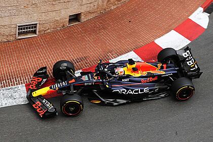 Carro de Max Verstappen durante o GP de Mônaco de Fórmula 1