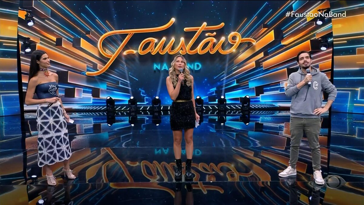 João Guilherme Silva, Carol Mendes e Anne Lottermann no palco do Faustão Na Band