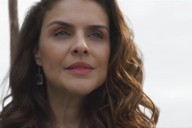 Paloma Bernardi em cena do segundo episódio da série Reis