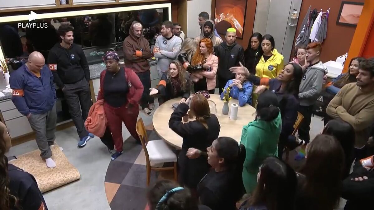 Casa Laranja treta por Pizza no a Grande Conquista