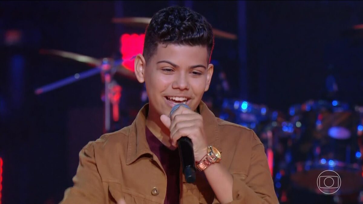 Henrique Lima continua no The Voice Kids 8