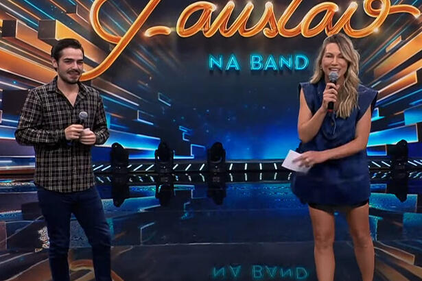 João Guilherme Silva e Anne Lottermann no estúdio do programa Faustão na Band