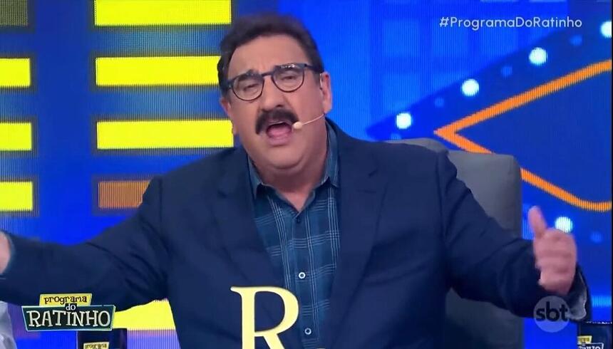 Ratinho enfurecido criticando a Parada LGBTQIA+ no Programa do Ratinho