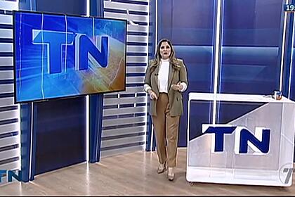 Isabela Vidal apresentando o Tribuna Notícias 2ª Edição na afiliada do SBT no Espírito Santo, a TV Tribuna