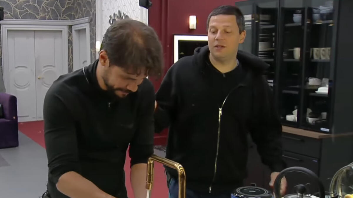 Alexandre Suita e Thiago Servo na cozinha do A Grande Conquista