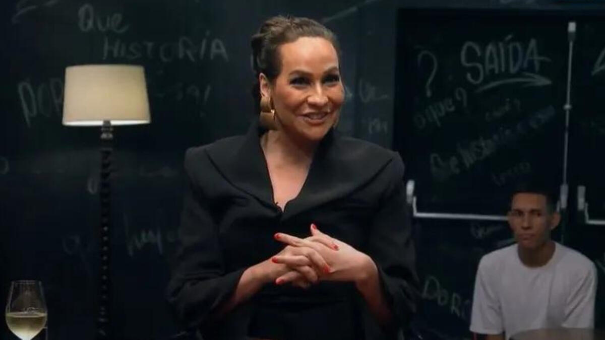 Maria Beltrão em trecho de participação no programa Que História É Essa, Porchat?