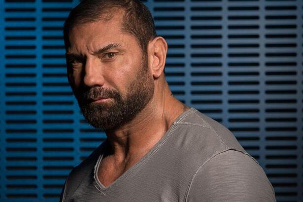 Dave Bautista em trecho do filme Rota De Fuga 2