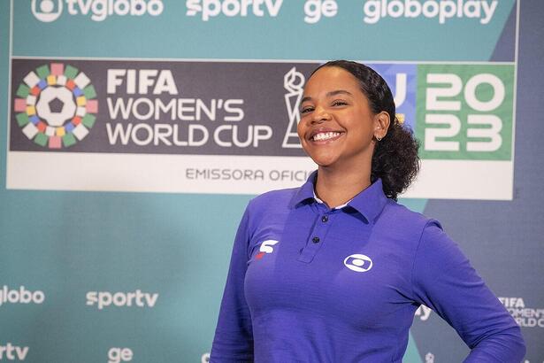 Denise Thomaz Bastos na apresentação da equipe da TV Globo para a transmissão da Copa do Mundo Feminina