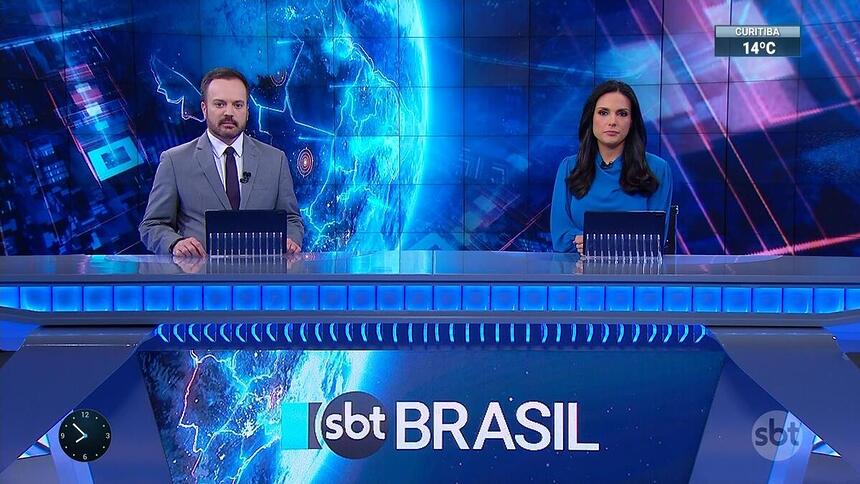 Jornalistas Marcelo Torres e Márcia Dantas apresentando o SBT Brasil desta quinta-feira, 06/07/2023