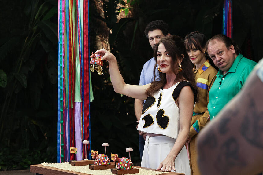 Ana Paula Padrão, Rodrigo Oliveira, Helena Rizzo e Erick Jacquin em momento de prova do MasterChef Brasil 10