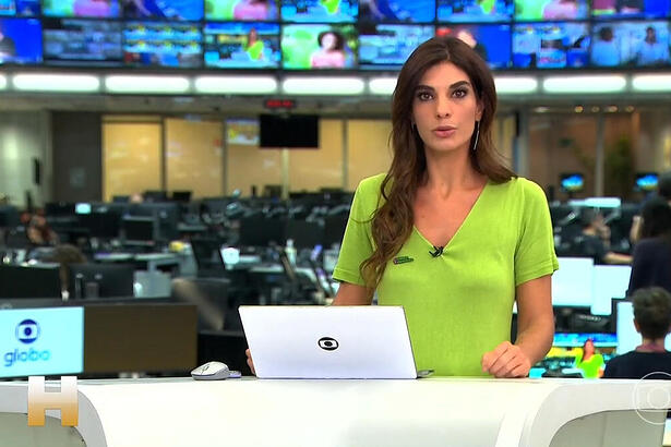 Andréia Sadi durante os destaques do Jornal Hoje no É de Casa