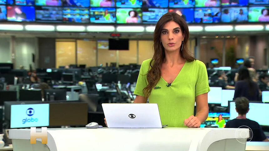 Andréia Sadi durante os destaques do Jornal Hoje no É de Casa