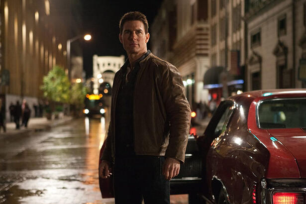 Trecho do filme Jack Reacher - O Último Tiro, exibido pelo SBT