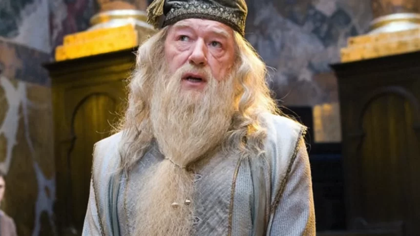 Michael Gambon, como Dumbledore de Harry Potter