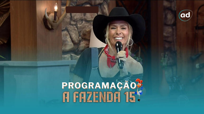 Adriane Galisteu sorrindo na sede de A Fazenda 15