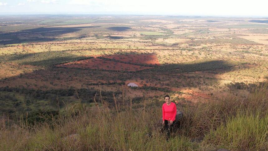 A repórter Liliana Junger no Morro da Garça