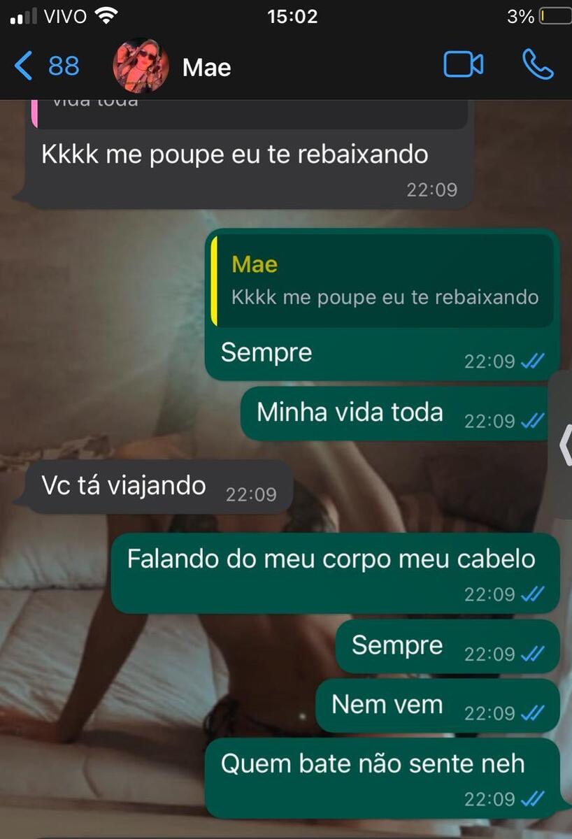 Print de conversas de Bia Miranda com a mãe Jenny Miranda no WhatsApp