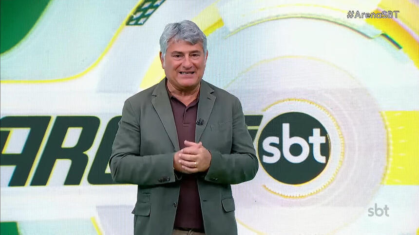 Cleber Machado no estúdio do Arena SBT