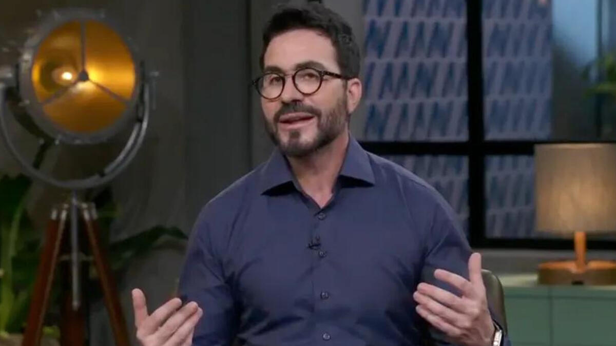 Padre Fábio de Melo participando do Conversa com Bial