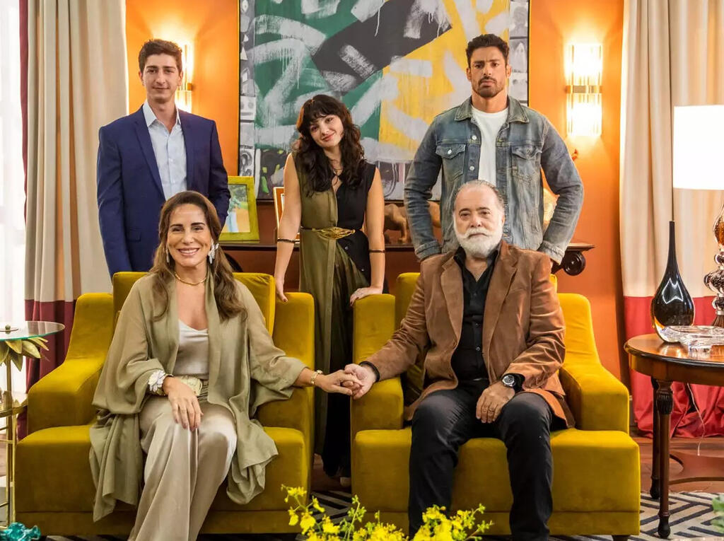 Elenco principal de Terra e Paixão.