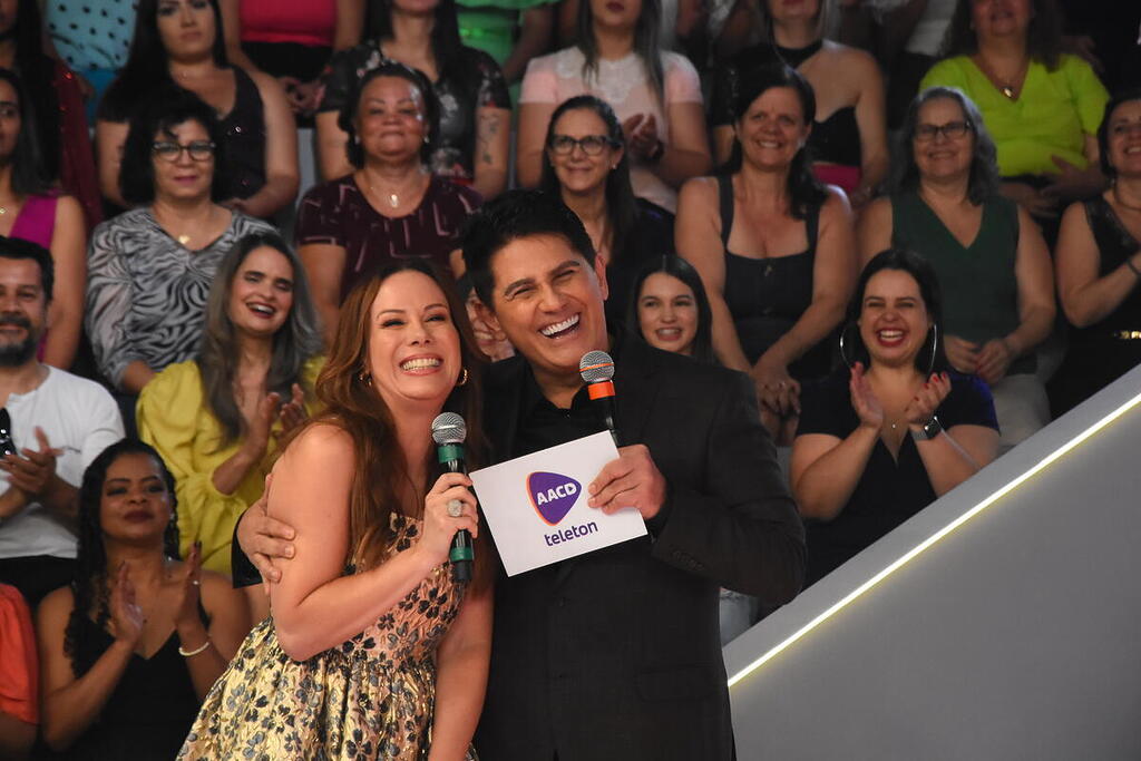 César Filho e Regina Volpato no Teleton 2023