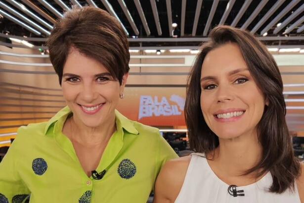 Mariana Godoy e Camila Busnello sorridentes, nos bastidores do Fala Brasil