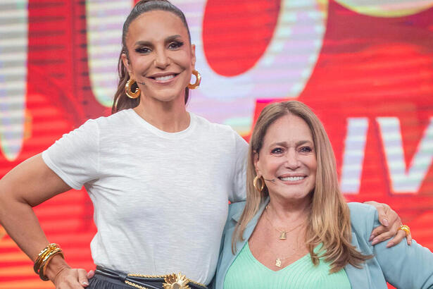 Ivete Sangalo e Susana Vieira no palco do Pipoca