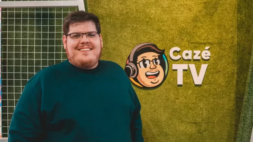 Casimiro em foto posada na Cazé TV