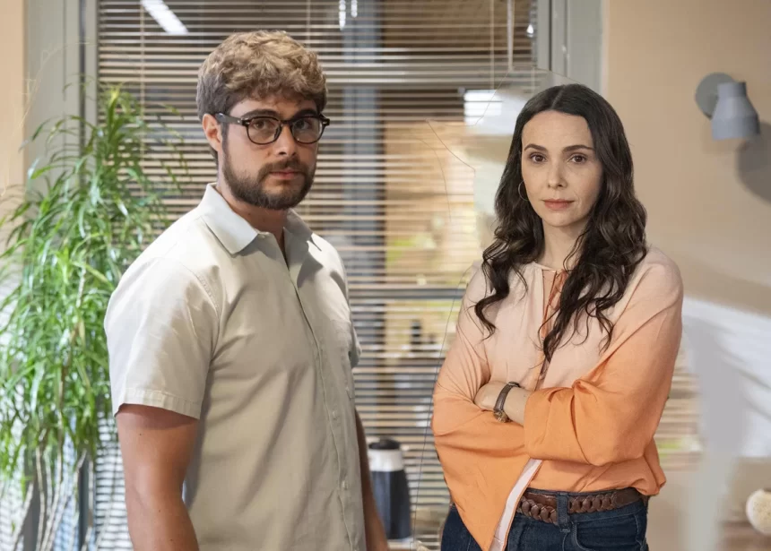 Hélio e Lucinda em cena de Terra e Paixão