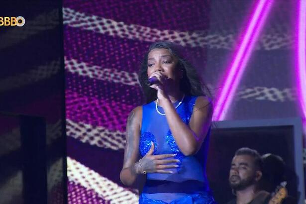 Ludmilla canta no palco da segunda festa do BBB 24